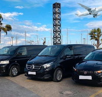 Sydney Airport SYD to Sydney hotel or address - Arrival Private Transfer - Sunshine Coast Tourism