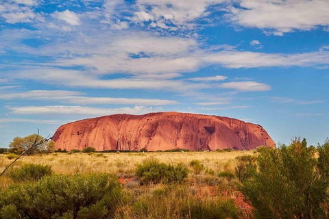 Explore Uluru: 7 Hours Guide Tour At Sunrise With Light Breakfast - Sunshine Coast Tourism 1
