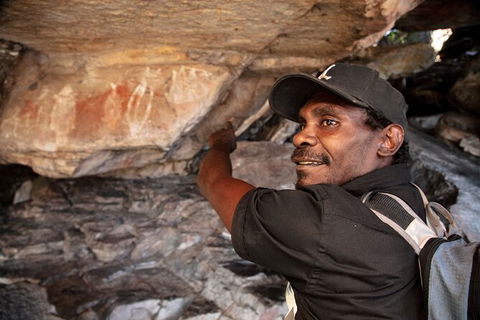 Arnhem Land Injalak Hill Full-Day Tour From Darwin - Sunshine Coast Tourism 2