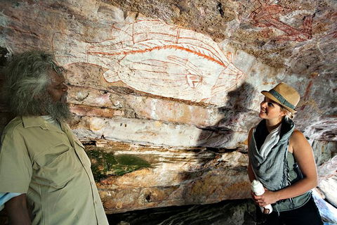 Arnhem Land Injalak Hill Full-Day Tour From Darwin - Sunshine Coast Tourism 3