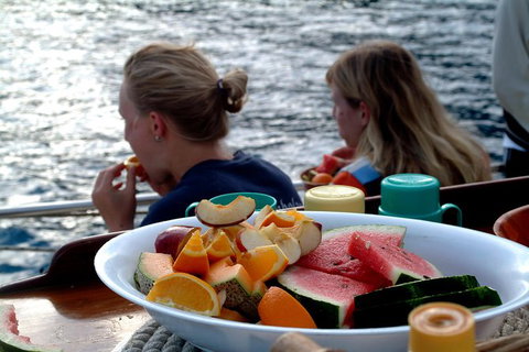 Whitehaven Beach Sailing And Snorkeling Cruise - Holiday Sunshine Coast 6