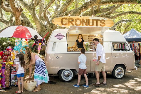 Sunshine Coast Eumundi Markets Return Minibus Transfer - Sunshine Coast Tourism 4