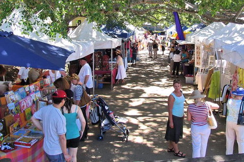 Sunshine Coast Eumundi Markets Return Minibus Transfer - Sunshine Coast Tourism 1