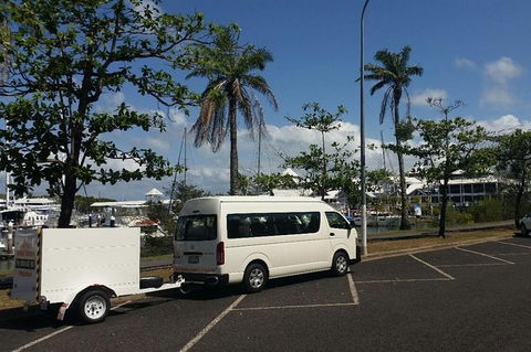 Airport Transfer To Or From Port Douglas Hotels For Up To 13 People (7am-10pm) - Sunshine Coast Tourism 2