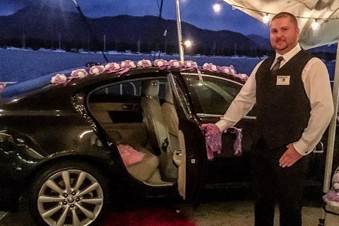 Jaguar Limousine Transfer Cairns Airport To City Or Return - Holiday Sunshine Coast 1
