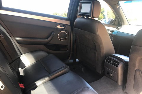 Caprice Limousine Luxury Transfer Cairns Airport To City - Sunshine Coast Tourism 2