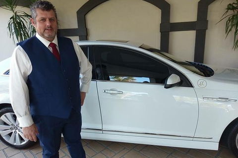 Caprice Limousine Luxury Transfer Cairns Airport To Mission Beach - Holiday Sunshine Coast 2