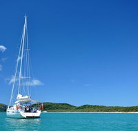 Sailing Curlew Escape on Moreton Bay - Sunshine Coast Tourism