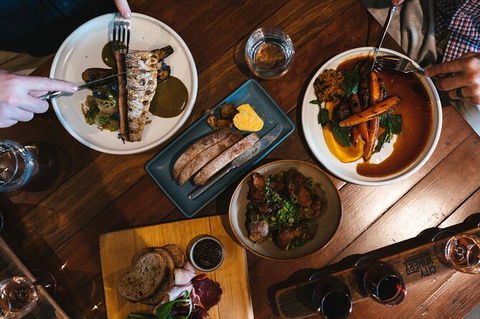 City Winery Wine Tasting Tour With Lunch - Holiday Sunshine Coast 4