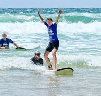 2-Hours Coolum Beach Beginner Surf Lesson with Instructor - Sunshine Coast Tourism