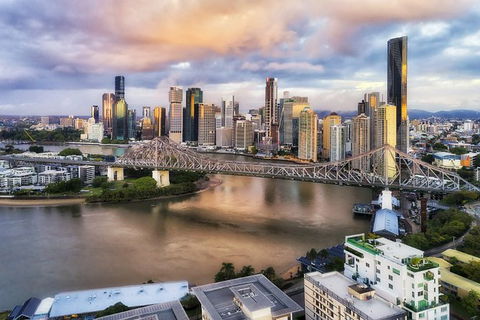 Arrival Private Transfers: Brisbane Airport BNE To Brisbane In Luxury Van - Sunshine Coast Tourism 3