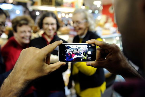 Adelaide Central Market Tour, Picnic, Bikes And City Sights - Sunshine Coast Tourism 4