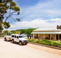 Two Hands Wines 'Flagship Vineyard Experience' - Sunshine Coast Tourism