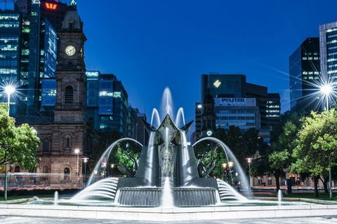 Adelaide Airport Transfers : Adelaide City To Airport ADL In Luxury Van - Sunshine Coast Tourism 4