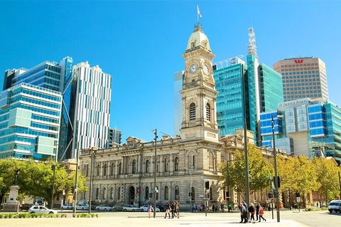Arrival Private Transfers: Adelaide Airport ADL To Adelaide In Luxury Van - Sunshine Coast Tourism 7