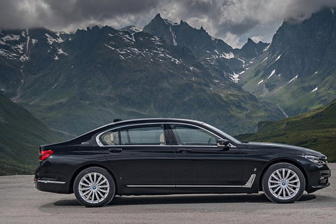 BMW Car Melbourne Airport To CBD - Sunshine Coast Tourism 5