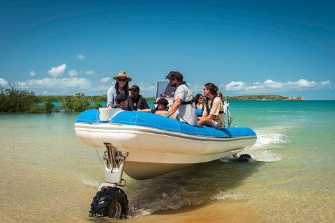 Cygnet Bay Explorer - Sunshine Coast Tourism 3