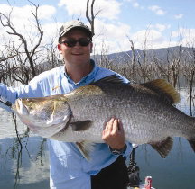 Peter Faust Dam - Holiday Sunshine Coast 0