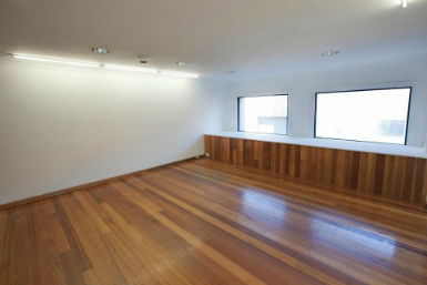 Raglan Street Gallery - Sunshine Coast Tourism 0