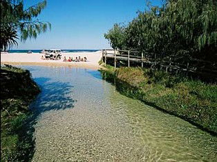 Australia Fraser Island Escape - Sunshine Coast Tourism 0