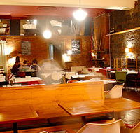 De Los Santos - Sunshine Coast Tourism