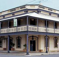 Exeter Hotel Semaphore - Sunshine Coast Tourism