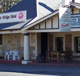 Stanley Bridge Tavern - Holiday Sunshine Coast
