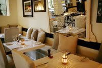 Hotel Max - Sunshine Coast Tourism 0