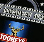 Off Broadway Hotel - Holiday Sunshine Coast
