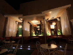 Benjamin On Franklin - Holiday Sunshine Coast 0