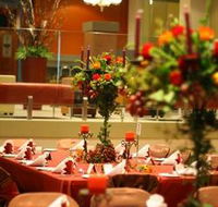 Forest Inn Hotel - Holiday Sunshine Coast