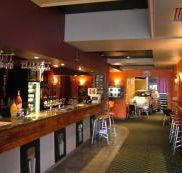 Lewisham Hotel and Live House - Holiday Sunshine Coast