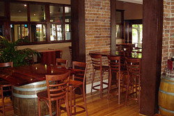 Moss Vale Hotel - Sunshine Coast Tourism 1