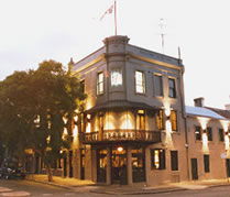 Australian Youth Hotel - Holiday Sunshine Coast 0