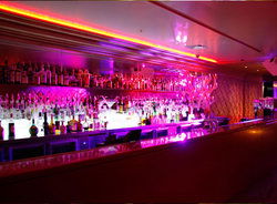 Vegas Hotel - Holiday Sunshine Coast 1