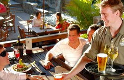 Mona Vale Hotel - Sunshine Coast Tourism 1