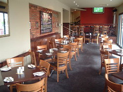 Elgin Inn Hotel - Sunshine Coast Tourism 1