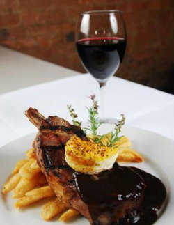 The Caxton Hotel - Sunshine Coast Tourism 2