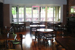 Moss Vale Hotel - Sunshine Coast Tourism 2