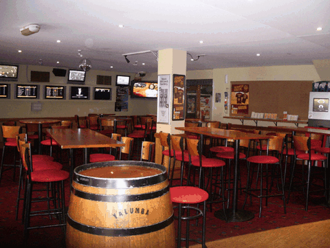 Mermaid Beach Tavern - Sunshine Coast Tourism 3