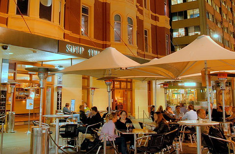 Ship Inn - Holiday Sunshine Coast 2