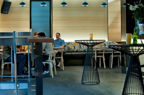 Ship Inn - Holiday Sunshine Coast 3
