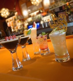 Crown And Sceptre Hotel - Sunshine Coast Tourism 2