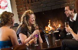 Mick O'Sheas's Irish Pub - Holiday Sunshine Coast 0
