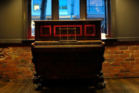 Barking Dog Wine Bar & Cafe - Holiday Sunshine Coast 2