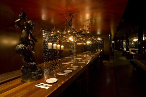 The Longroom - Holiday Sunshine Coast 0