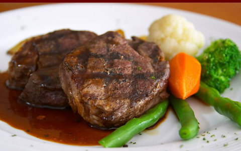 R. G. Mcgees Hotel Restaurant - Sunshine Coast Tourism 0