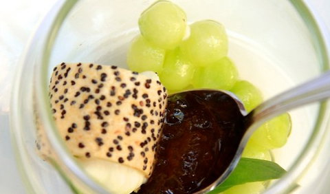 Saveur Restaurant - Holiday Sunshine Coast 0