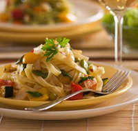 Piazza Italia - Sunshine Coast Tourism