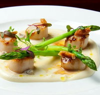 Red Rock Waterfront Bar  Grill - Sunshine Coast Tourism